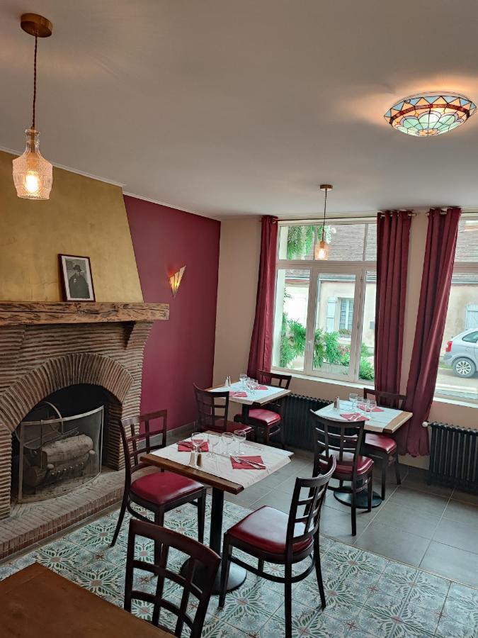 Hotel La Madeleine Saint-Benoît-sur-Loire Exterior foto